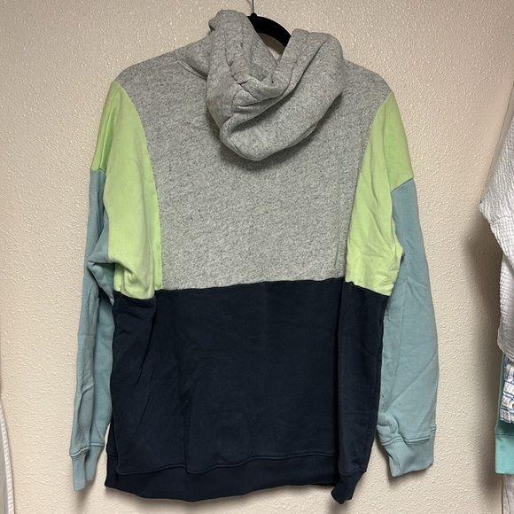 Color block sweatshirt - Picture 3 of 3